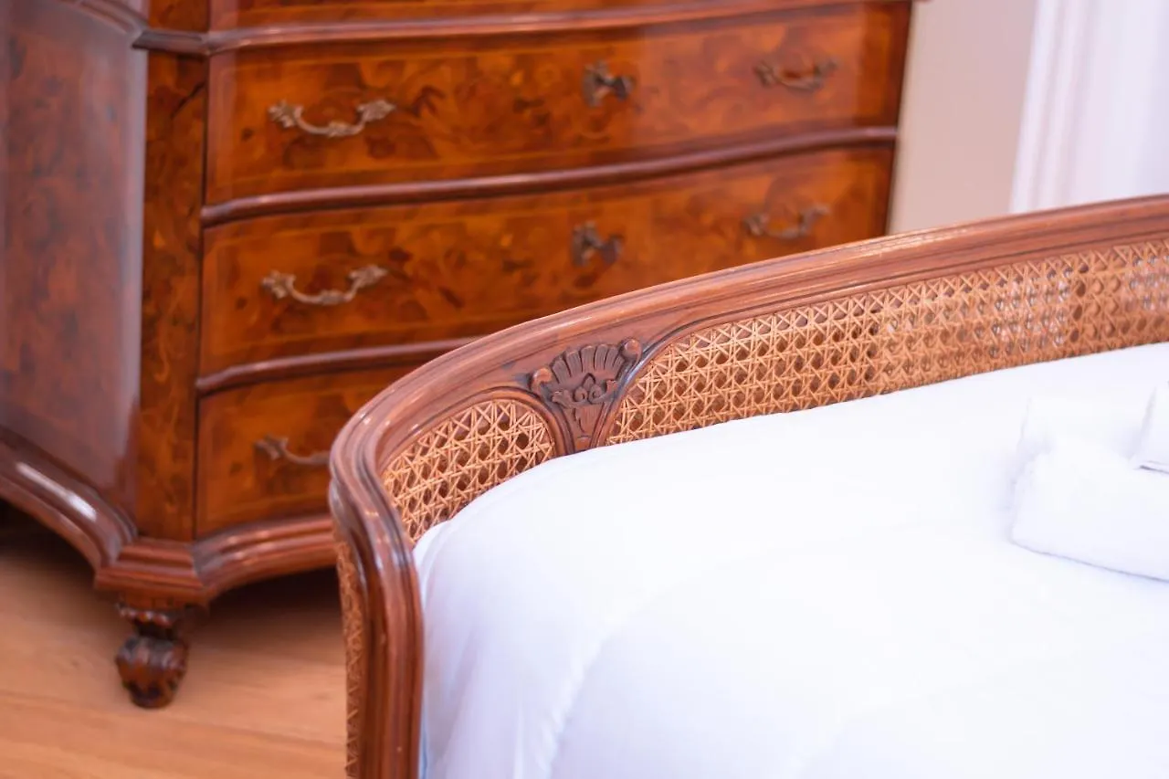 バーリLuxury Bnb Dedeoアパートメント アパート バーリ